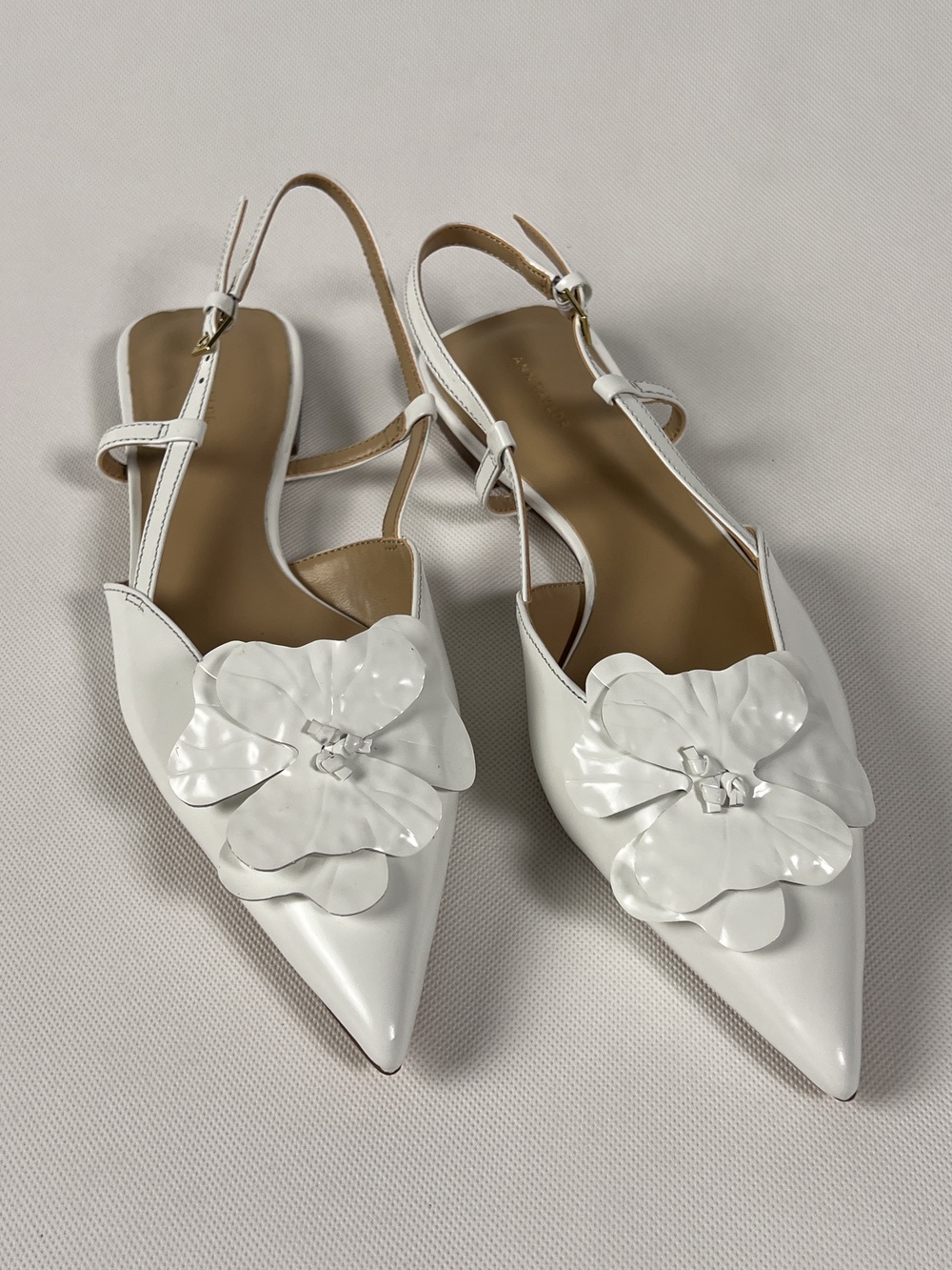 Ann Taylor Flats White Leather Pointed Slingback Floral Applique Womens 8 1/2